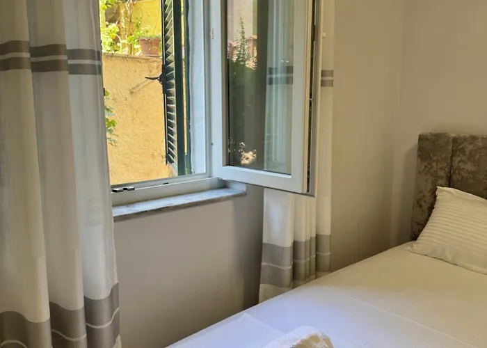 Emiri Center Apartment *